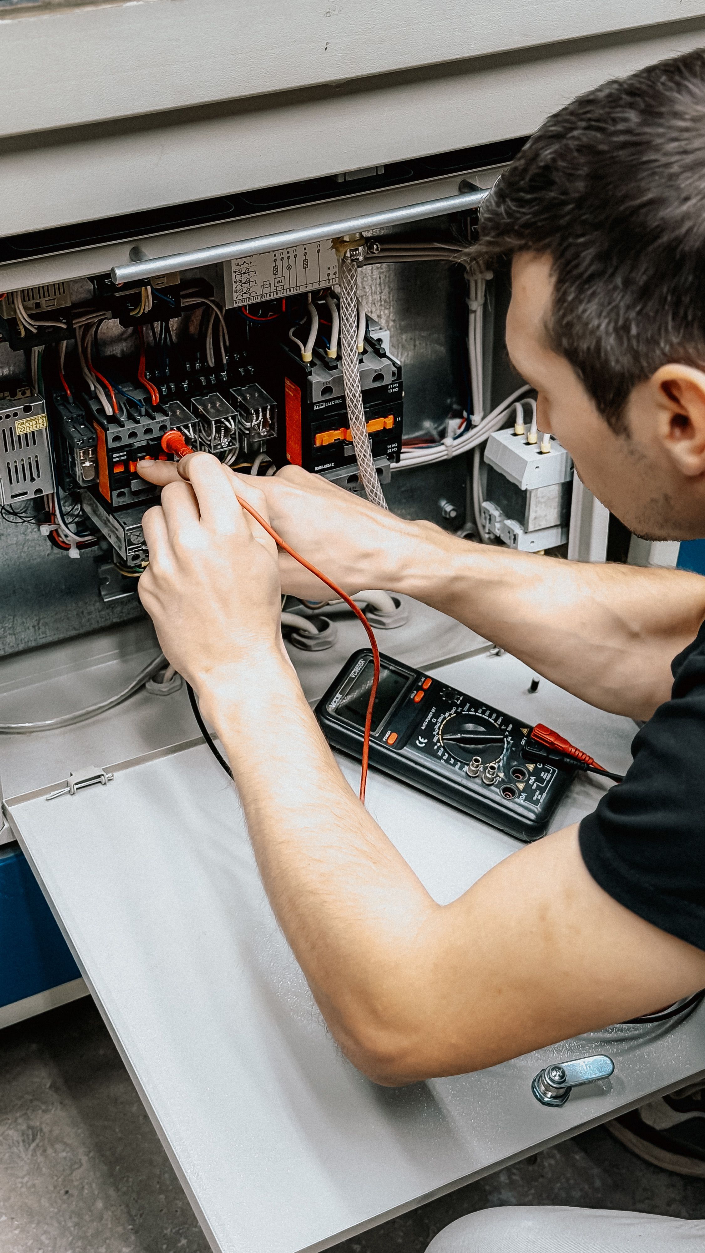 Commercial wiring project